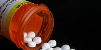 cvs,-walgreens-und-walmart-einigen-sich-auf-einen-globalen-opioid-vergleich-in-hoehe-von-12-milliarden-us-dollar