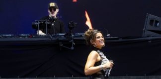 nelly-furtado-a-surprise,-lainey-wilson-sizzles-as-lollapalooza-kicks-off-in-chicago
