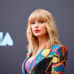 taylor-swift-scores-another-historic-no.-1-radio-hit