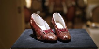 elderly-man-pleads-guilty-to-stealing-‘wizard-of-oz’-ruby-slippers-worn-by-judy-garland